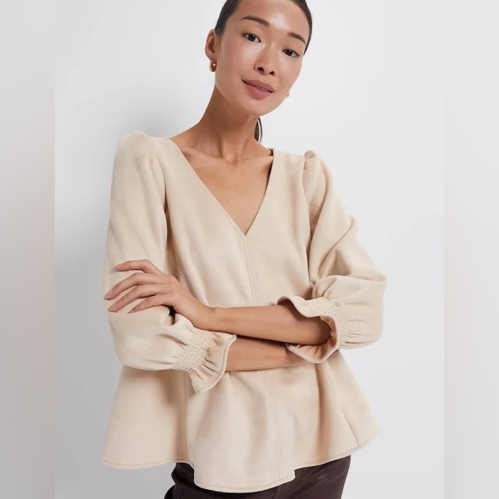 TUCKERNUCK | Bone Suede Easton Blouse